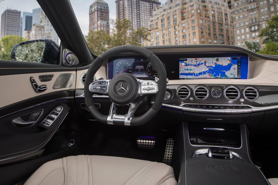 Торпедо Mercedes-AMG S63 4Matic+ Lang (V222) 2017 года  (NA) (фото 23 из 31)